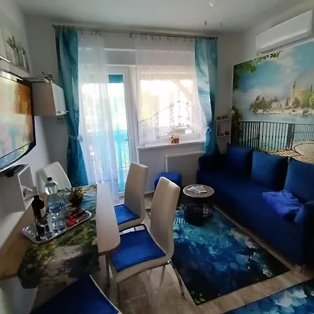 Riviera דירה