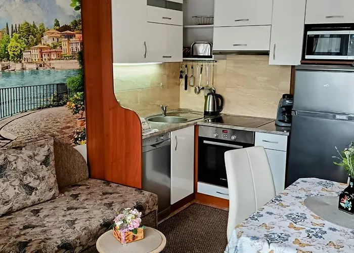Riviera Apartament *